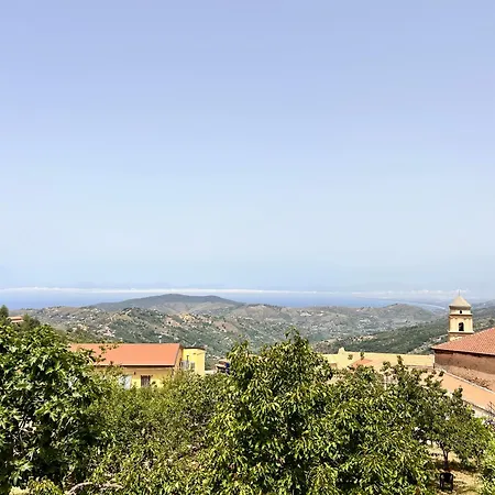 Domek letniskowy Donna Linda *